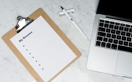 Where Can I Find a Free Resume Builder with Modern Templates?