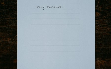 How Social Media is Affecting Students—and Where to Turn for Academic Support