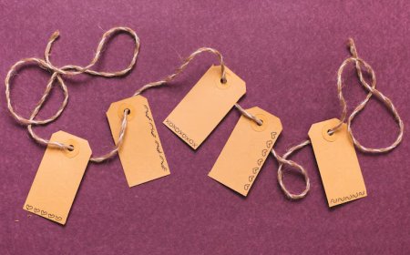 Why Custom Hang Tags Are Crucial for Retail Branding