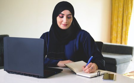 Step-by-Step Guide to Writing a Perfect Essay: From Brainstorming to Final Draft