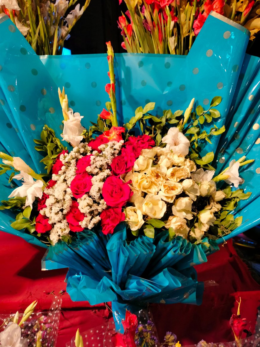 Flower Wala Sahiwal – Delivering Fresh Flowers & Emotions to Your Doorstep