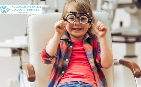 Protecting Little Eyes with Care: Meet the Top Pediatric Ophthalmologist in Rohini – Dr. Neha Midha