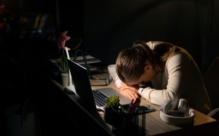 How to avoid being sleepy at night shift?